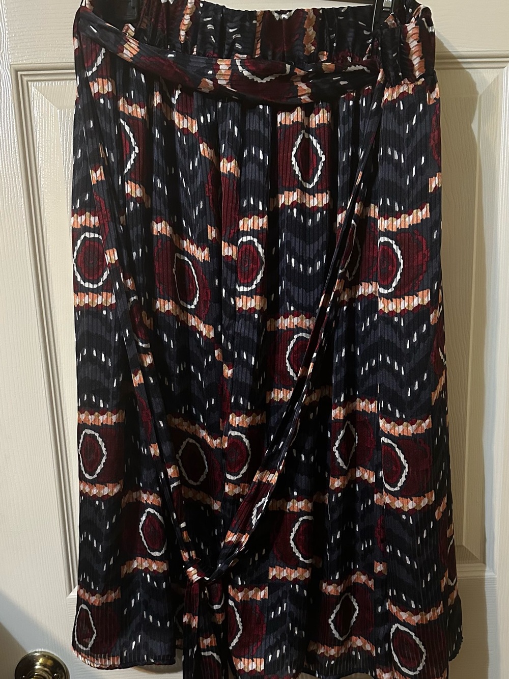 Lane Bryant Black and Burgundy Patterned Midi Skirt